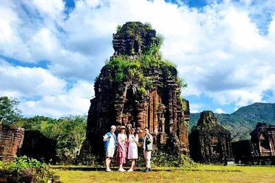 My Son Sanctuary: Private Guided Sunrise Tour