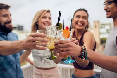 Verona Pub Crawl: Nightlife, Friends & Fun!