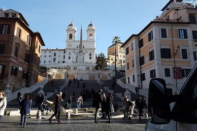 Rome Walking Tour: See Iconic Sites Like a Local!