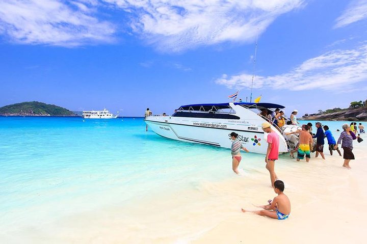 Discover Thailand's Underwater Paradise: Similan Islands Snorkeling Adventure