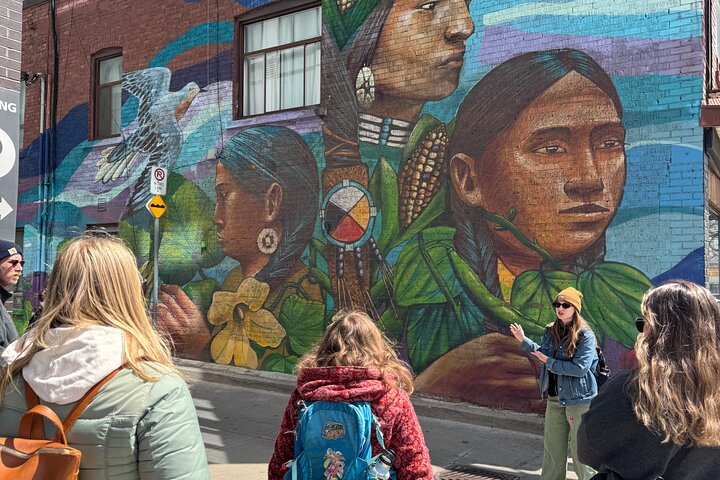 Toronto Street Art: Guided Walking Tour