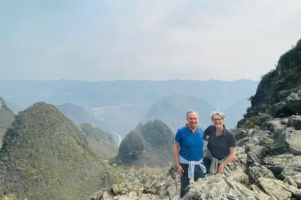 Ha Giang: Trek Ma Pi Leng Pass & White Cliff Views