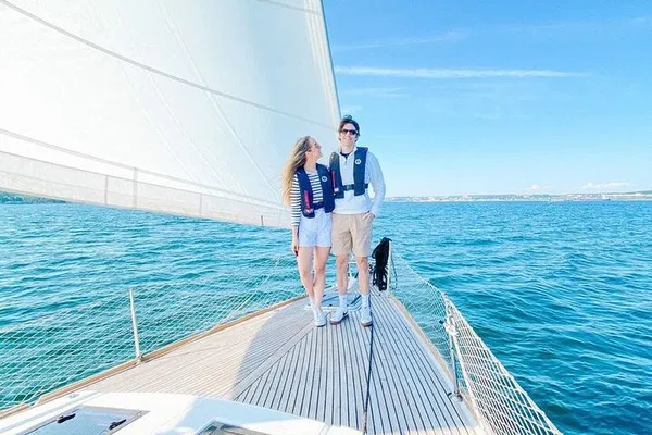 Halifax Harbour Sailing: Adventure Yacht Tour