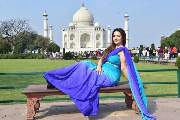 Taj Mahal & Agra Tour From Delhi by Car