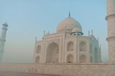 Unveiling Agra: A Private Taj Mahal, Red Fort & Bazaar Day Trip from Delhi