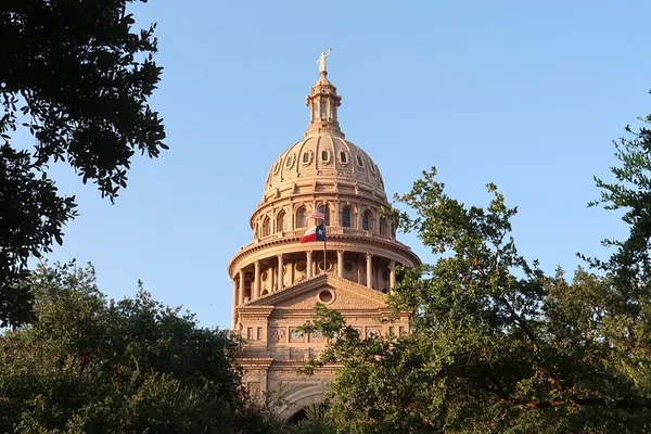 Austin Ghost Tour: Haunted History Walking Adventure