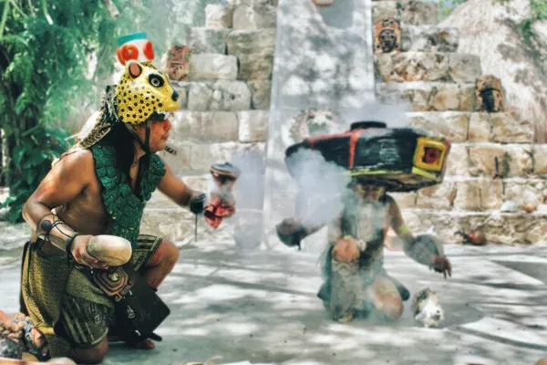 Cozumel Island Tour: Mayan Show, Tequila & Tacos!