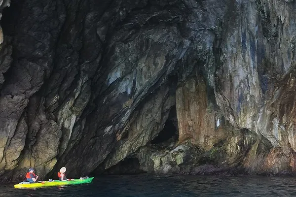 Amalfi Coast Kayak Tour: Caves & Snorkeling Adventure