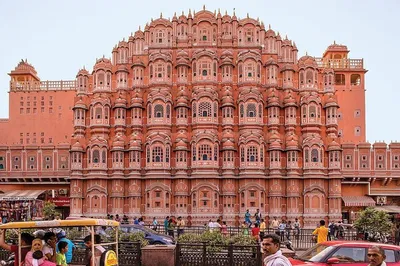 Discover Jaipur's Pink City: A Private Car Tour from Delhi