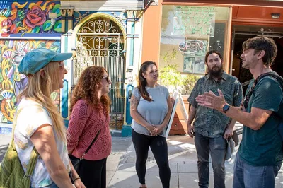 Haight Ashbury Food Tour: Hippie History & Bites