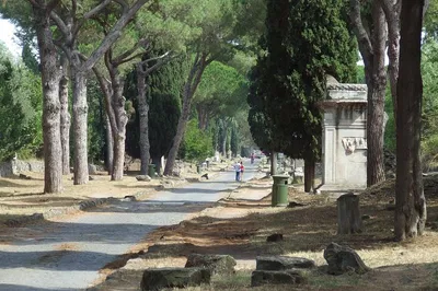 Unveiling Rome's Hidden Gems: A Private Tour Beyond the Tourist Trail