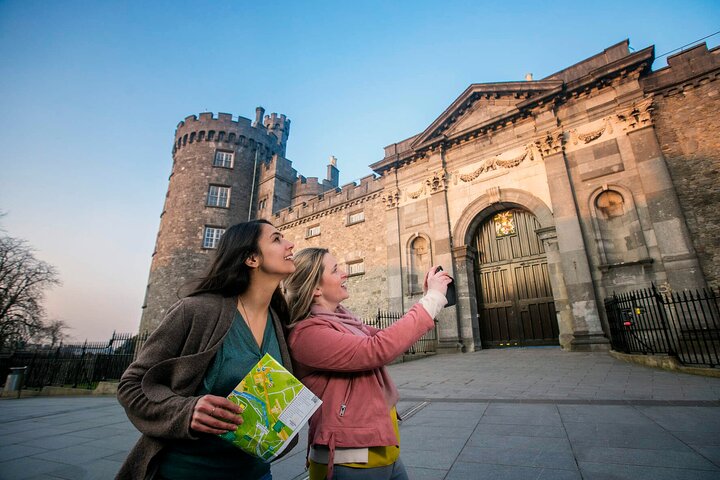 Uncover Ireland's Charms: A 4-Day Dublin-Based Guided Adventure