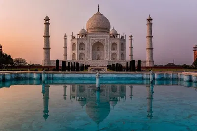 Majestic Agra: A Luxurious Day Trip to the Taj Mahal