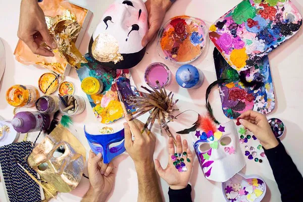 Venice Mask Making: Craft Your Own Souvenir!