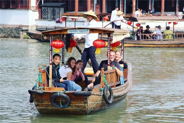 Discover Shanghai & Zhujiajiao: A Personalized Day Trip