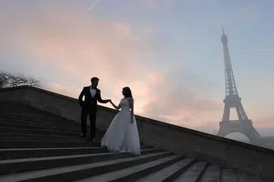 Paris Photoshoot: Capture Your Dream Vacation with a Pro!