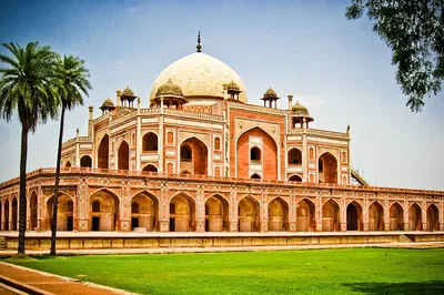 Unveiling India's Majesty: 3-Day Golden Triangle Cultural Expedition