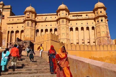 Discover Jaipur's Splendors: A Private Full-Day City Tour