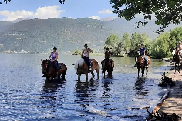 Como: Horseback Ride Adventure with Lake Views