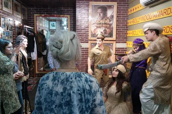 Unveiling Bollywood: A Private Tour with Dance & Dubbing Delights