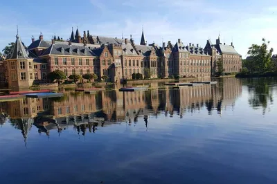 Private Rotterdam, Hague & Delft Tour from Amsterdam