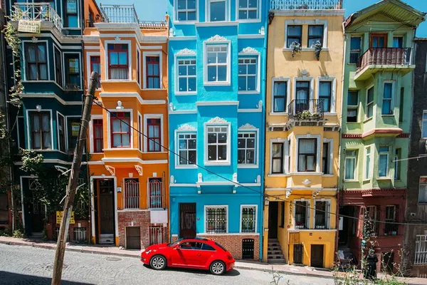 Discover Istanbul's Hidden Gems: An Insider's Circle Experience