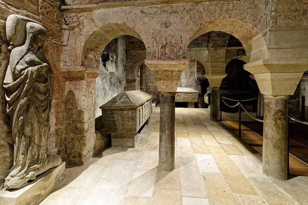 Bordeaux's Hidden Stories: Secrets Walking Tour