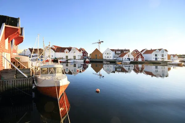 Karmøy Bus Tour: History, Beaches & Charm