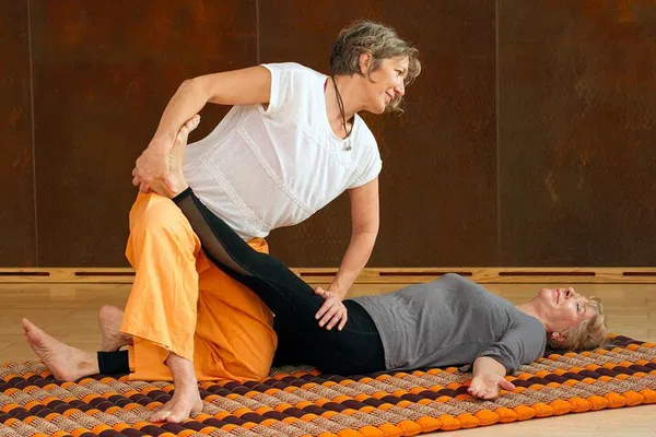 Lindau Yoga Retreat: Personalized Wellness & Thai Massage