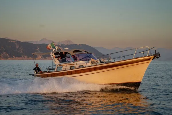 Portovenere Sunset Cruise: Islands, Dinner & Sparkling Seas