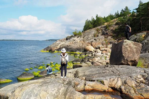 Helsinki Archipelago Nature Escape: Hike, Lunch & Views