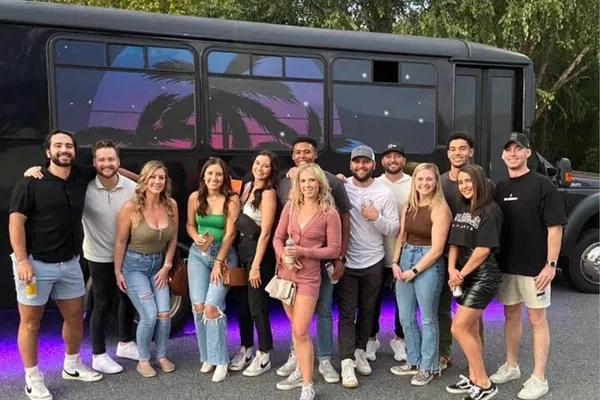 Miami Party Bus: Customize Your Ultimate Mobile Celebration!