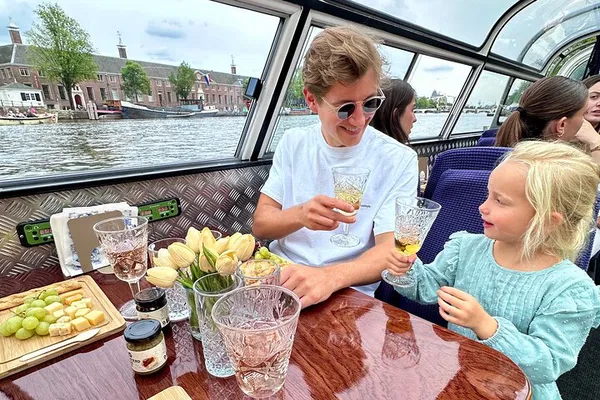 Amsterdam Cheese & Wine Canal Cruise: Historic Views!