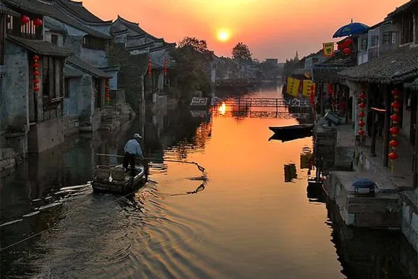 Romantic Water Town Escape: Fengjing & Xitang Sunset Boating Tour with Dinner