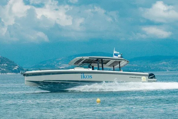 Mallorca's Speedboat Adventure: Discover Hidden Shores