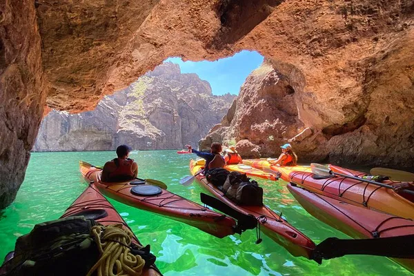 Kayak Emerald Cave: Self-Guided Tour from Vegas!