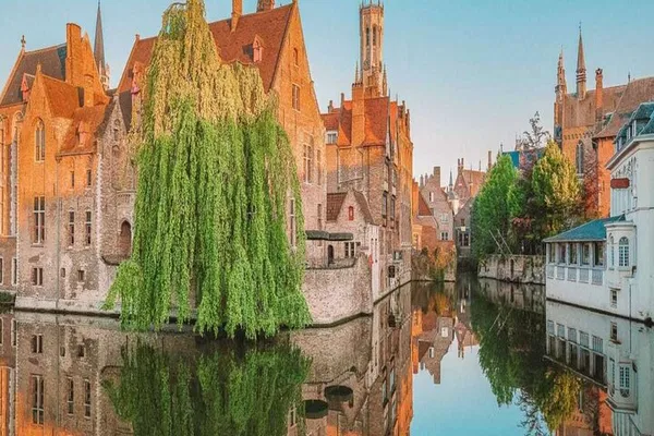 Flanders Treasures: Ghent & Bruges Private Day Tour from Brussels