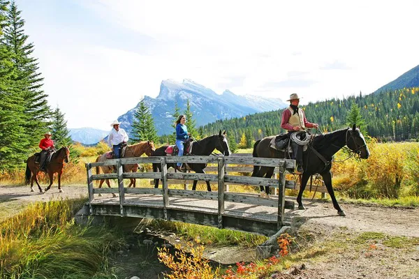 Banff Horseback Ride: 2-Hour Cowboy Adventure