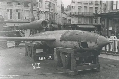 Unveiling Antwerp's WWII Secrets: A Journey Through Occupation & Liberation