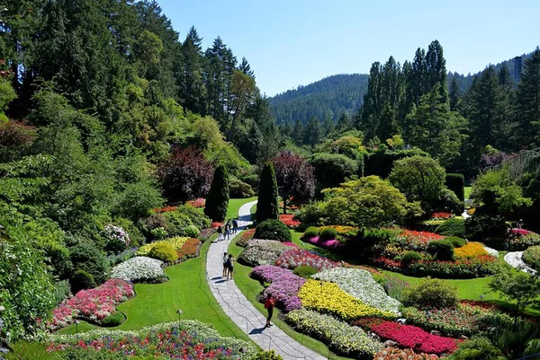 Victoria & Butchart Gardens Tour from Vancouver