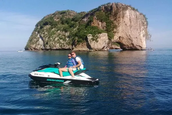 Puerto Vallarta Jet Ski Safari: Explore the Bay's Best Kept Secrets!