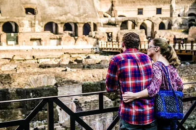 Colosseum Small Group Tour: 75-Minute Gladiator Experience