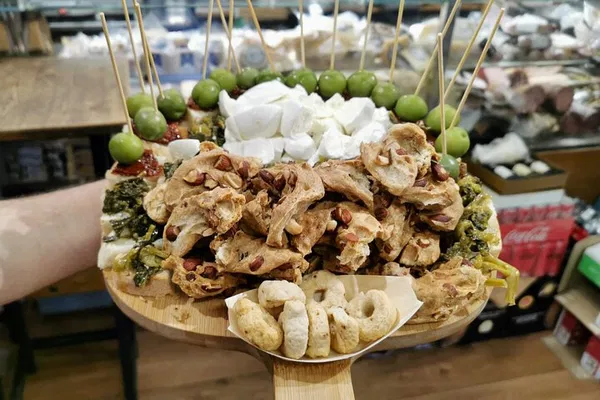 Naples Street Food Tour: Taste the City's Soul