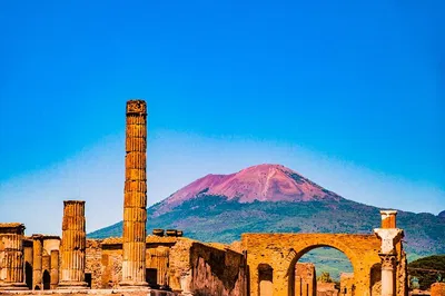 Unveiling Pompeii & Positano: A Luxurious Roman Holiday