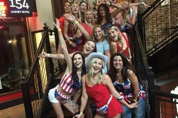 Nashville Firecracker Pub Crawl: Drinks, Games & Prizes!