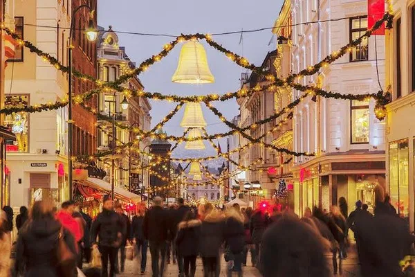 Oslo's Christmas Spirit: A Festive Private Walking Tour