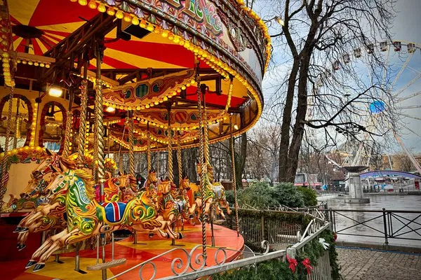 Oslo's Heart: Aker Brygge Walking Tour - Uncover Hidden Gems!