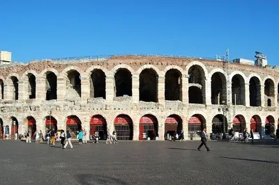 Verona Bike Tour: Uncover Hidden Gems & History on Two Wheels