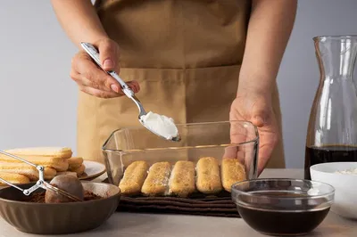 Rome Dessert Class: Make Tiramisu, Gelato & Cannoli!