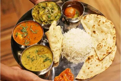 Jaipur Culinary Adventure: Cook & Dine with a Local Indian Family